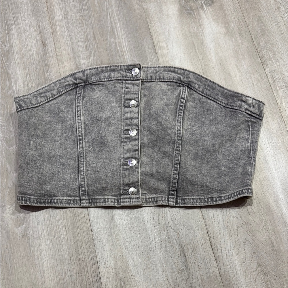 H&M Gray Denim Crop Top